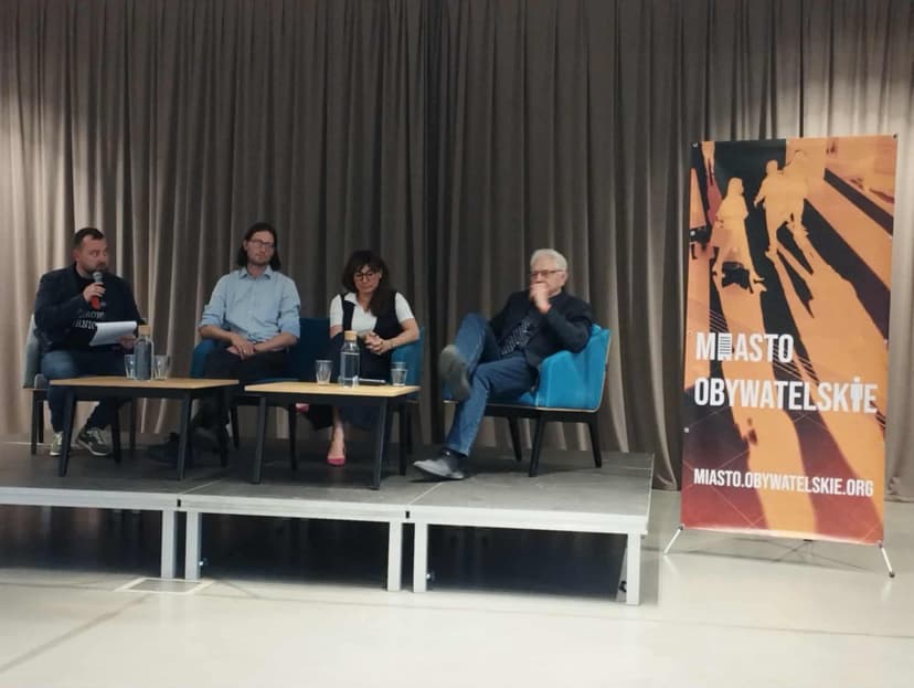 Zdjęcie gościa: Paneliści: Agnieszka Sienkiewicz-Ćwik, Wiesław Bełz, Piotr Ziegler